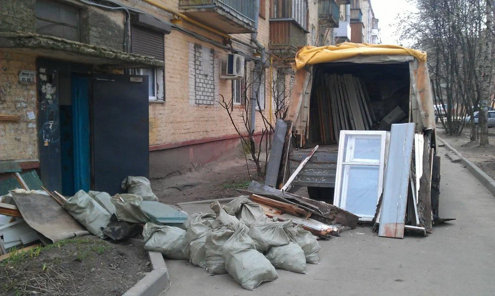 Вывоз мусора после ремонта в Балашихе от ПроМусор — цены от 4614 руб., быстро и недорого