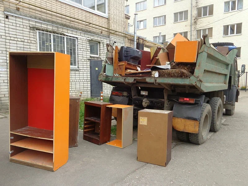 Вывоз шкафа в Балашихе от ПроМусор — недорого, демонтаж, утилизация, вывоз из квартиры от 872 руб